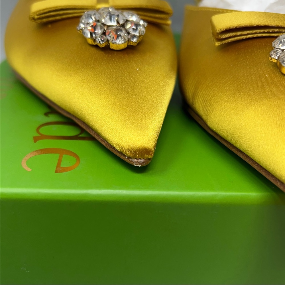 Kate Spade New Darlene Slides in Roasted Maize. - Picture 8 of 9